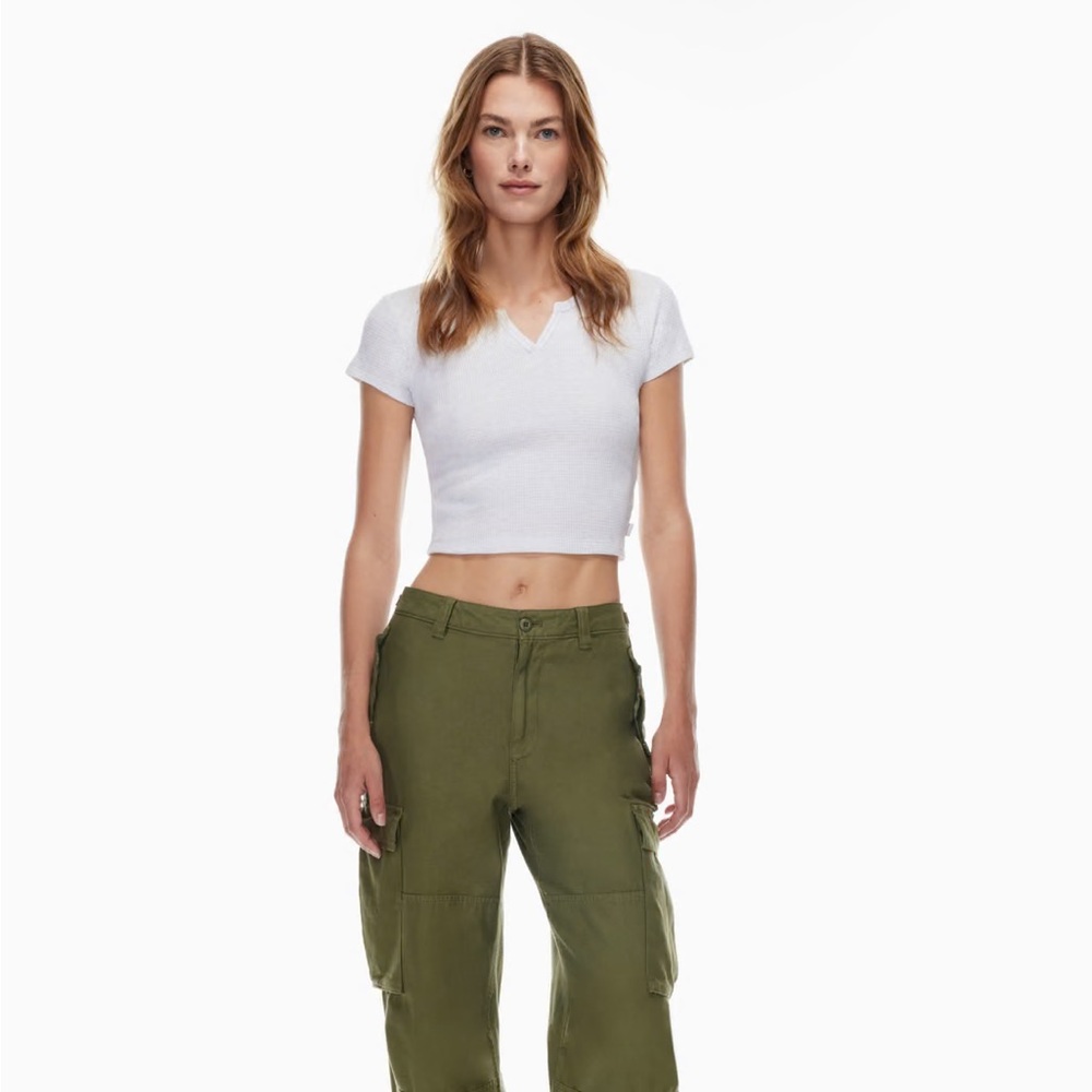 Aritzia tee